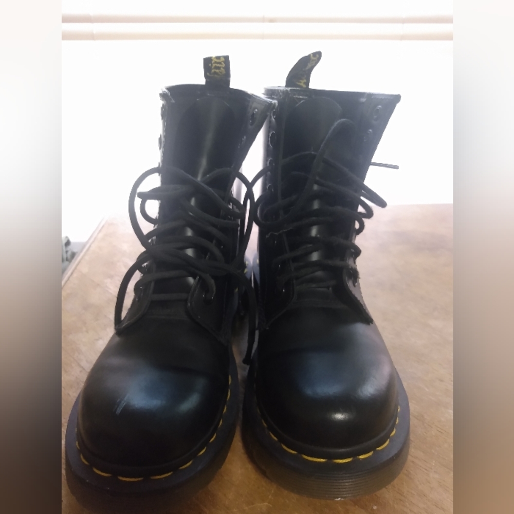 Dr. Martens 1460 Smooth Boots
